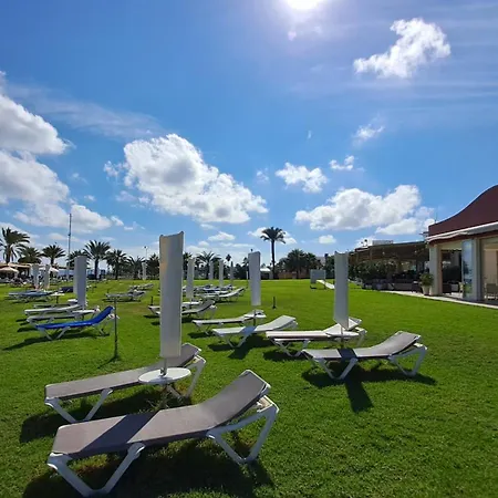 Dream Beach House Pernera * Protaras